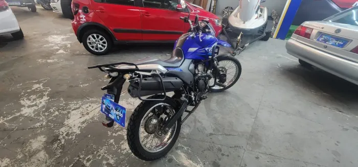 250 cc Lander