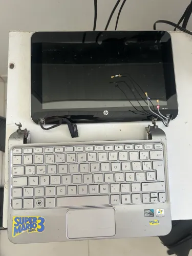 Tela, teclado e partes HP Mini 210 2040