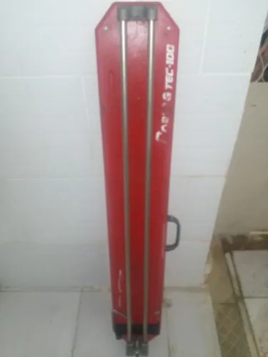 Cortador de cerâmica