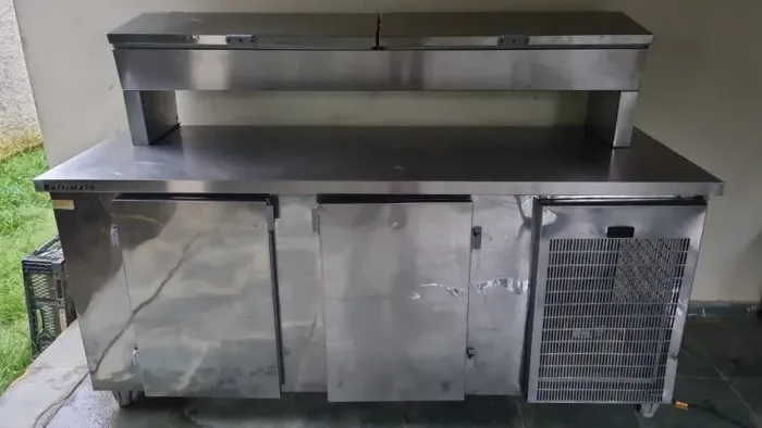 Balcão Refrigerado com Condimentadora Refrimate