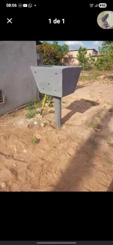 Lixeira de concreto
