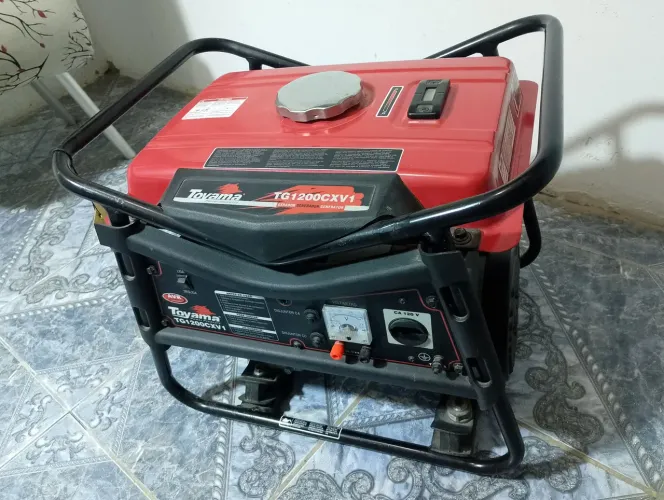 Gerador de energia elétrica à gasolina.