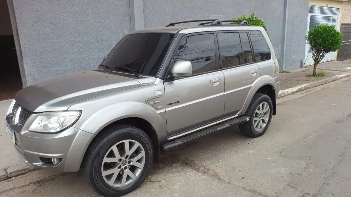 Mitsubishi Pajero TR4 2.0/ 2.0 Flex 16V 4X4 Aut. 2013