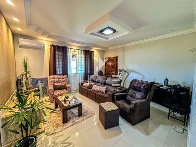 Chácara à venda com 10.278m² - 3 quartos (1 suíte) - beira da rodovia - rio nos fundos - I