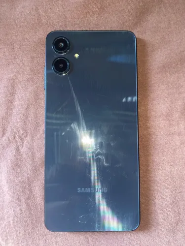 A06s
