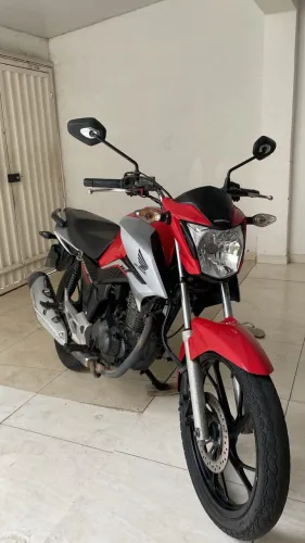 Titan 160