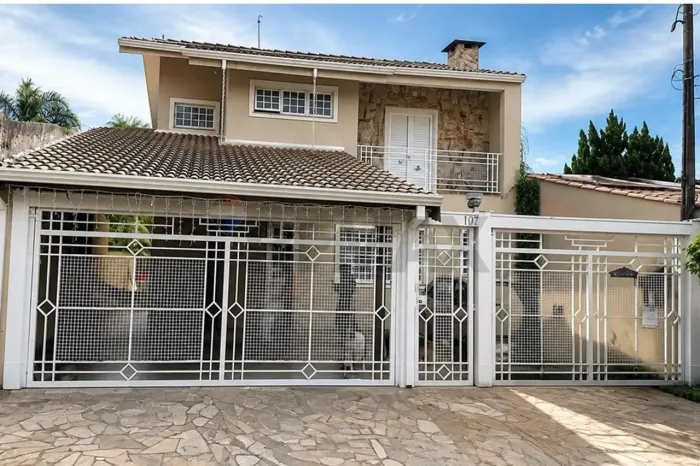 Sobrado dos Sonhos à Venda em Vila Santista - ATIBAIA/SP
