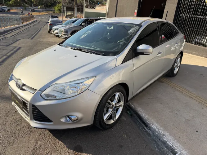 Ford Focus Sedan 2.0 16v/2.0 16V Flex 4P Aut. 2014