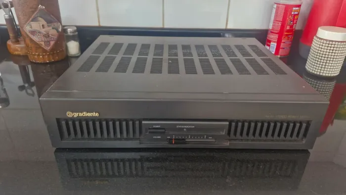 Amplificador Gradiente PM80