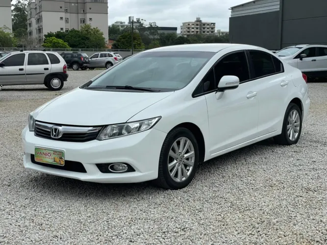 Honda Civic Sedan LXR 2.0 Flexone 16V Aut. 4P 2014