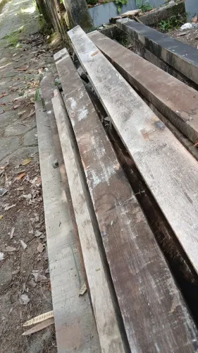 Vendo Peça de Massaranduba 7x 12 de 6 metros 