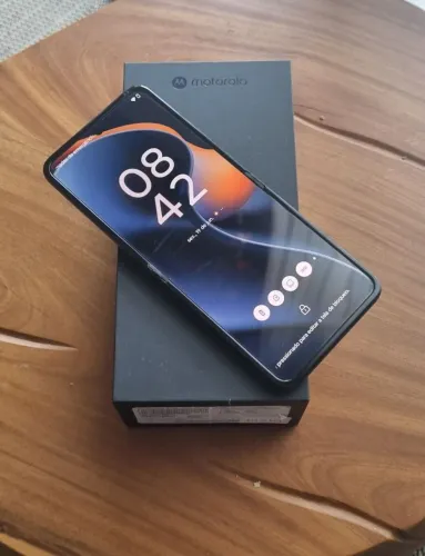 Motorola Moto Razr 60 256gb 12gb NOVO sem uso