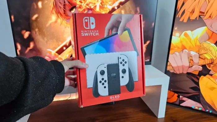 Nintendo Switch Oled DESBLOQUEADO 128GB - semi novo