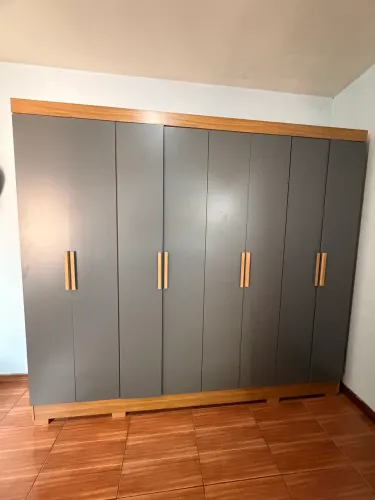 Guarda roupa casal em perfeito estado