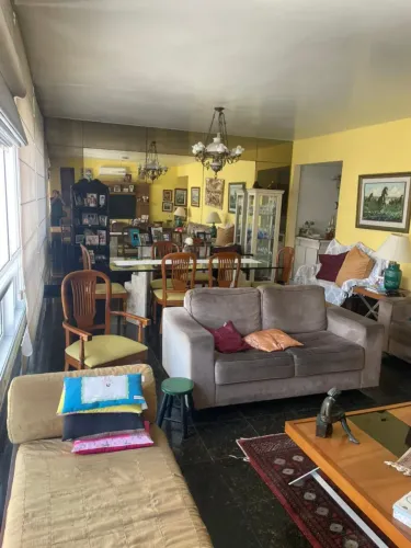 Bandeira de Mello aluga apartamento com 147 m² salão, 4 quartos, 2 vagas no Leblon