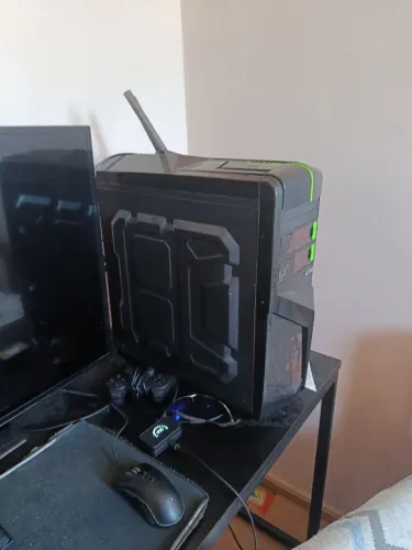 Computador I5 3330 Rx 580 8Gb, Pc de entrada para jogos.