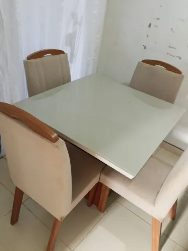 Vende-se
