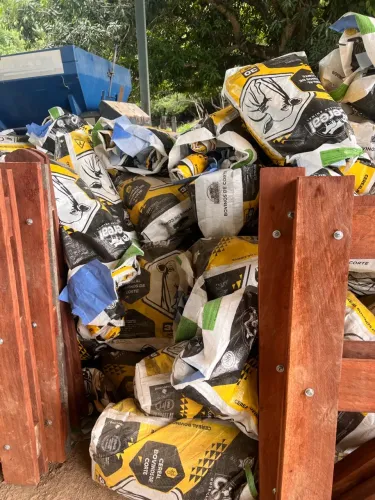 Vendo sacos para entulho