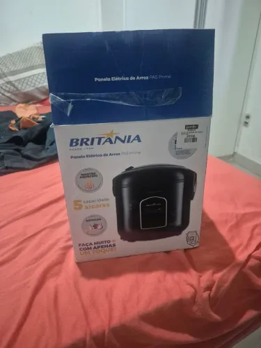 Panela de arroz elétrica Britânia 5 Xícaras