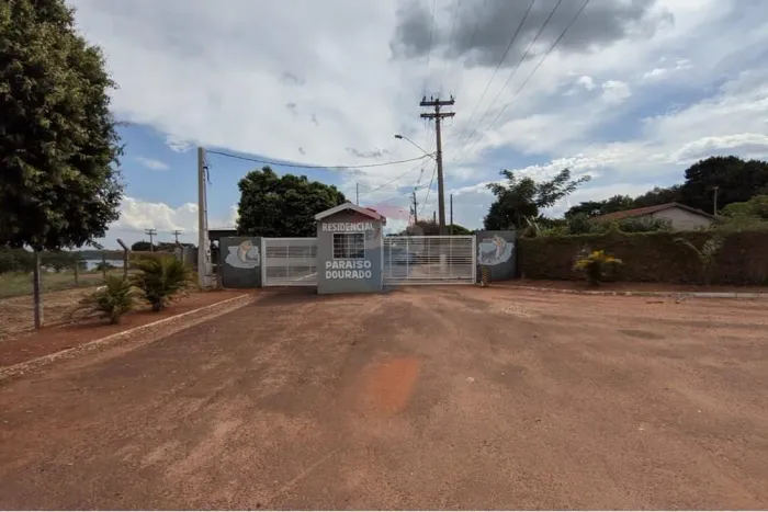 Terreno à venda no Condomínio Paraíso Dourado, bairro cajarana - Lins-SP por R$ 60.000,00