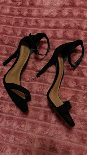 Sandália Schütz - TAM. 35 - Preto - Salto 10 cm - Nobucky