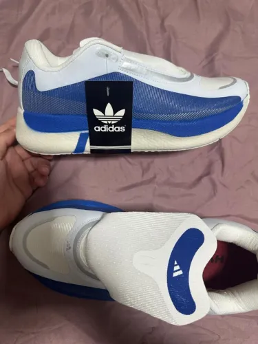 Tênis Adidas hyper boost (NOVO)