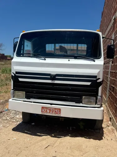 Vendo caminhão no precinho super conservadoooo