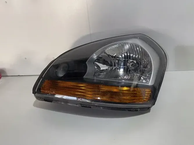 Farol Esquerdo Hyundai Tucson Pisca Ambar Original Esquerdo