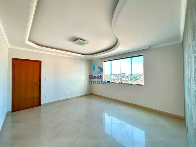 Apartamento para Alugar no Diamante com 3 Quartos, Suíte, Varanda e 2 Vagas