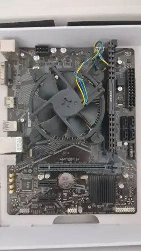 Placa Mae + Processador de 10 geração com memoria Ram Vegeance