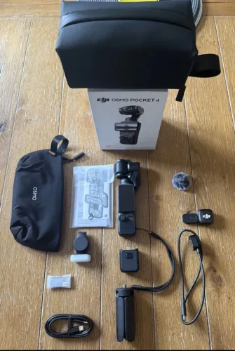 DJI Osmo Pocket 4 Creator Combo 