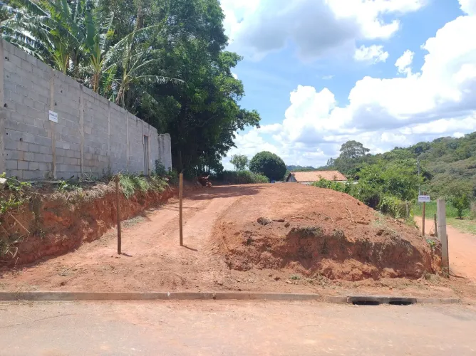 Terreno 700m2, registrado , Sao Roque - SP