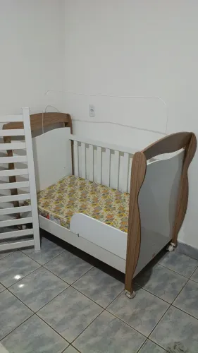 Berço com colchão