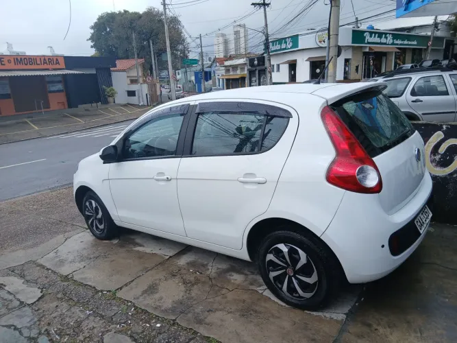 Fiat Palio Attractive 1.0 EVO Fire Flex 8V 5P 2016