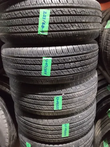 4/ Pirelli 2256017/ seminovos top 80% de borracha 1400$