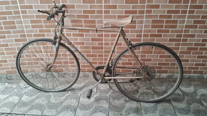 Bicicleta Monark10. Ano 1980 valor 400,00