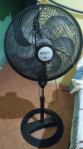 VENDE-SE VENTILADOR MONDIAL
