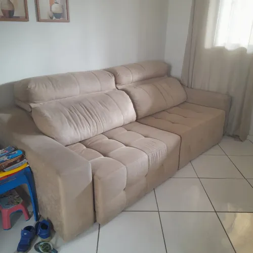 Sofá Retrátil Suede