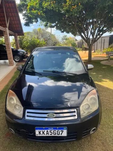 Ford Fiesta Sedan 1.0 8V Flex 4P 2008