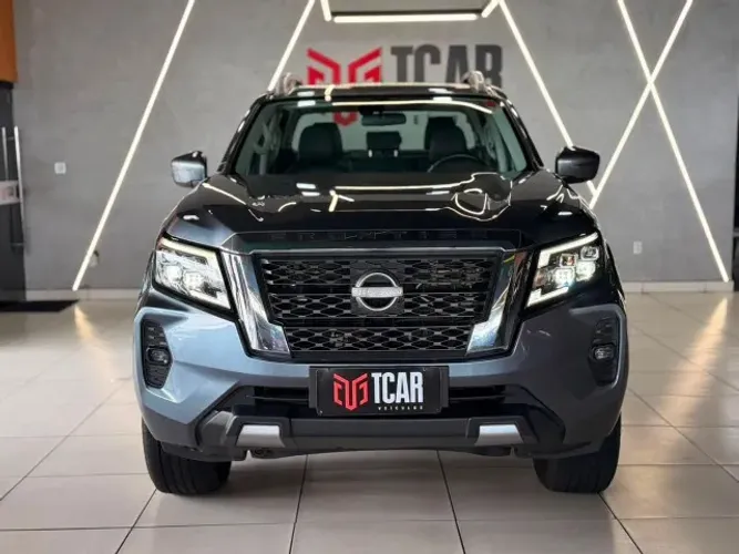 Nissan Frontier XE CD 4X4 2.3 Bi-TB Diesel Aut. 2024