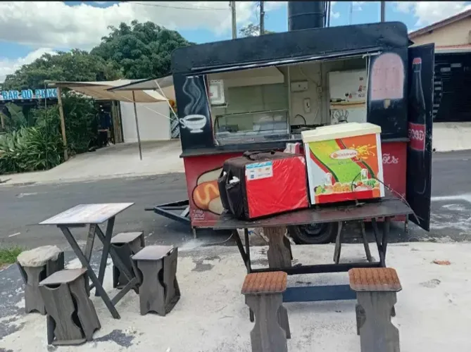 Vendo trailer todo equipado para trabalhar
