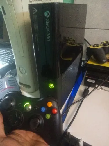 Xbox funcionando perfeitamente completo