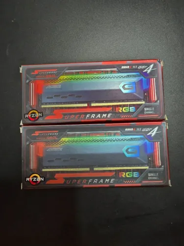 Memória RAM SuperFrame RGB 16GB (2x8GB) 3200MHz DDR4 - Impecável