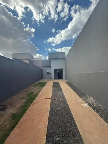 Casa 3 Quartos com suíte à venda no Bairro Lindolfina - Rio Verde/GO