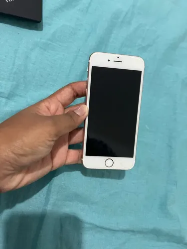 iPhone S