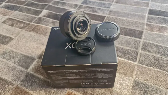 Lente Fujifilm XC35 F2