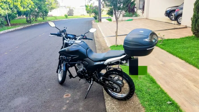 Lander 250. ÚNICO DONO.