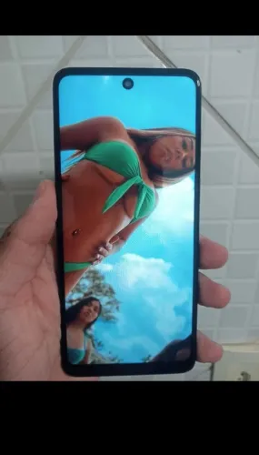 Moto e32 com caixa 