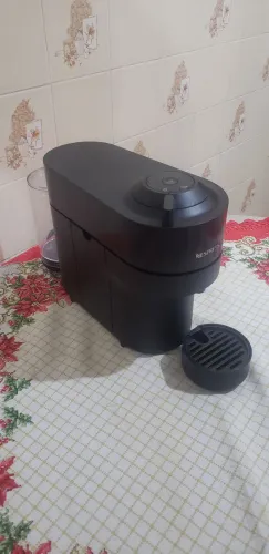 Cafeteira Nespresso Vertuo Pop Preto Clássico 110V