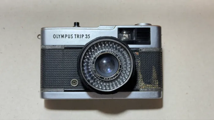 Câmera Analógica Olympus Trip 35 - a clássica!